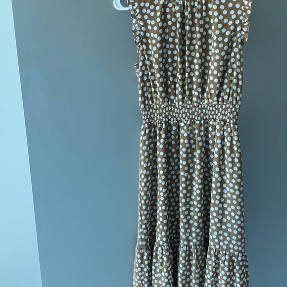 J.Crew Smocked Waist Midi Dress in Polka Dot - Picture 3 of 4